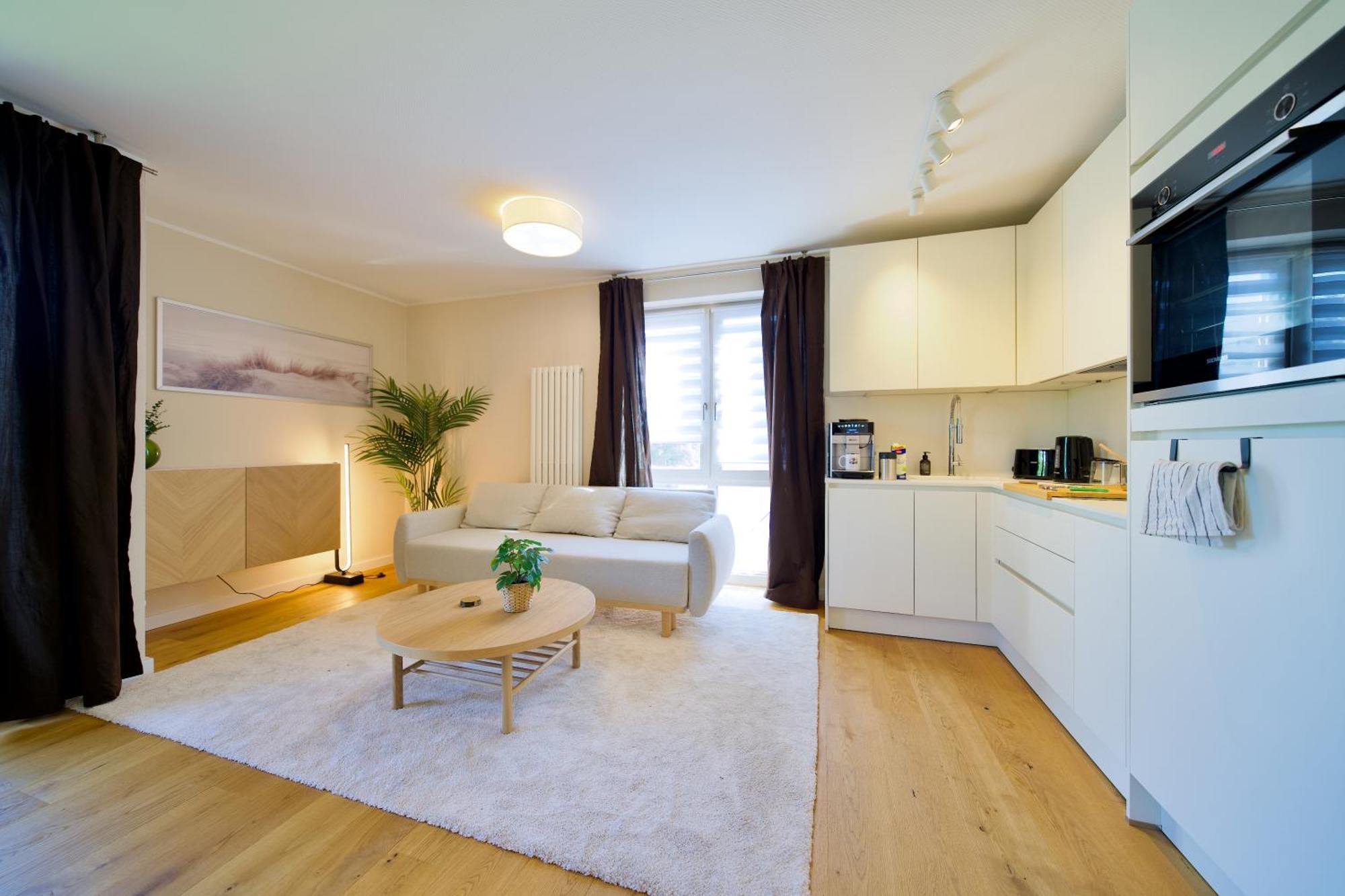 Edler Wohnraum Schwanenteich-Oase Mit Balkon, Kaffeevollautomat, Lift & Parkplatz Apartment Zwickau Exterior photo